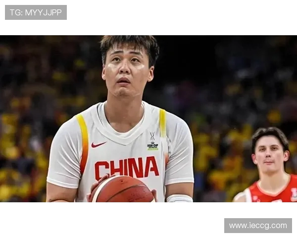 篮球联赛中的CBA是否存在足球运动员？